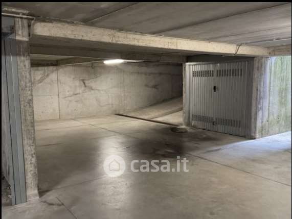 Box/posto auto in residenziale in Via Martiri della LibertÃ 