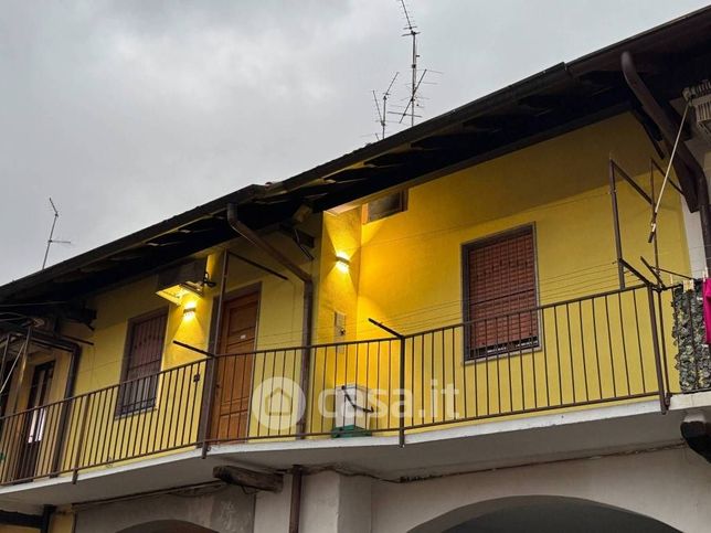 Appartamento in residenziale in Via Ugo Foscolo 35