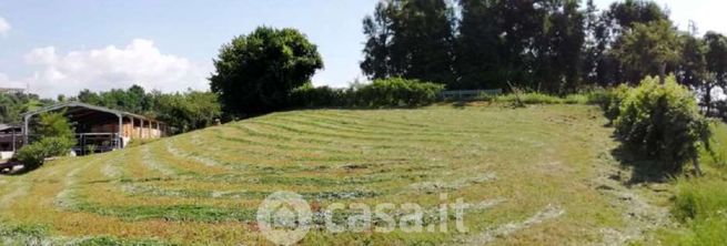 Terreno agricolo in commerciale in Via Cima