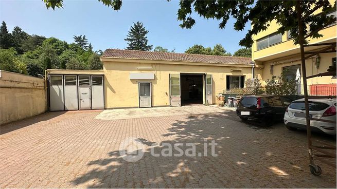 Capannone in commerciale in Via Toscana 209