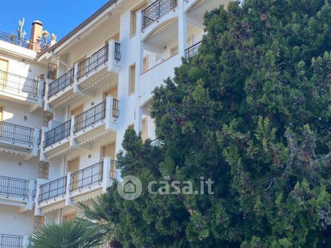 Appartamento in residenziale in Via Martiri della Libertà 12