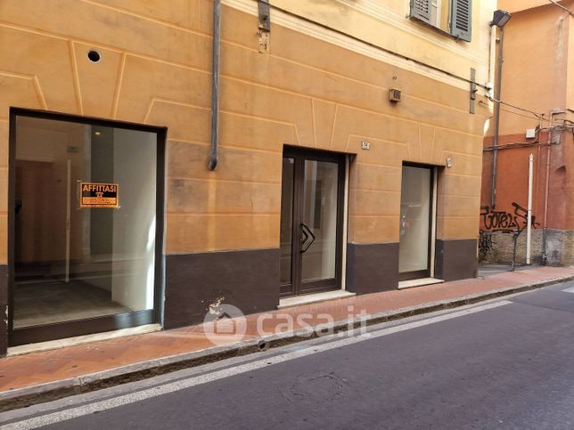 Ufficio in commerciale in Via Giovanni Amendola 54