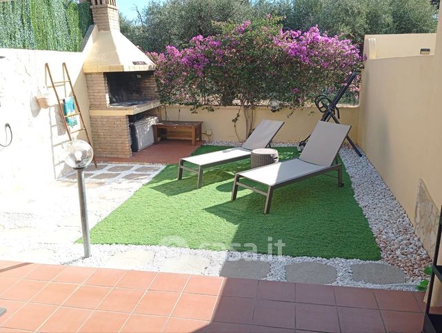 Appartamento in residenziale in Via Capri