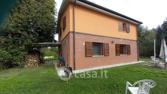 Villa in residenziale in 