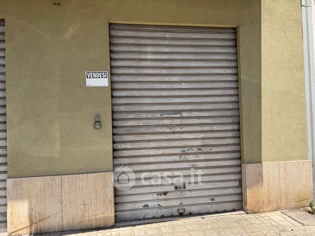 Box/posto auto in residenziale in Via Martogna 29