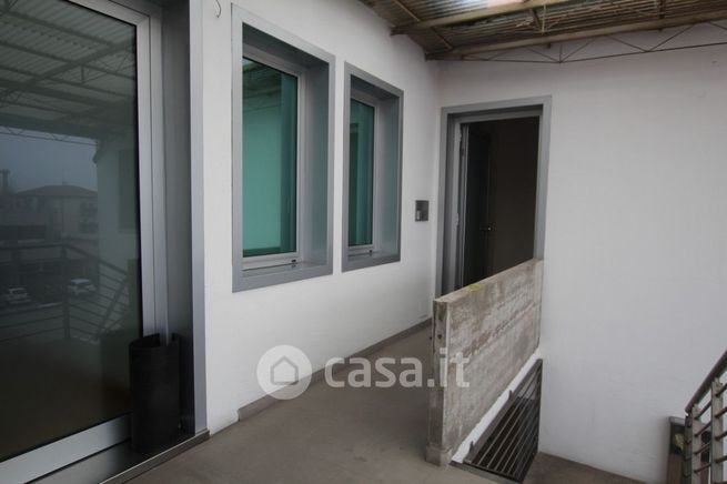 Ufficio in commerciale in