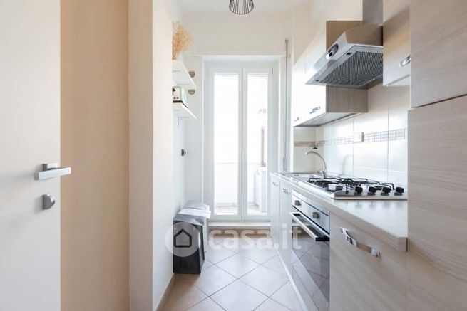 Appartamento in residenziale in Via Giovanni de Agostini 9