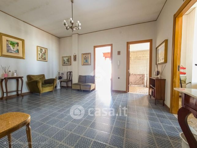 Attico/mansarda in residenziale in Via delle Cisterne 54