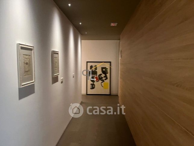 Ufficio in commerciale in Via F. T. Marinetti
