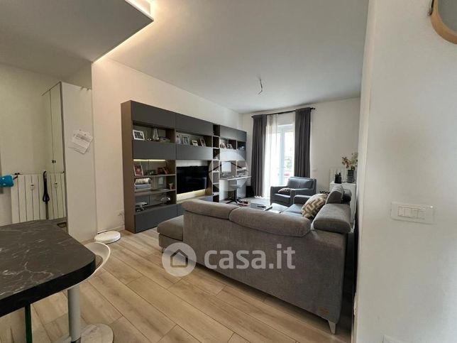 Appartamento in residenziale in Via Giovanni Bruni 5