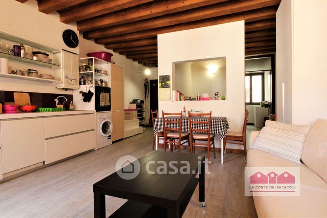 Appartamento in residenziale in Contrà Santa Chiara
