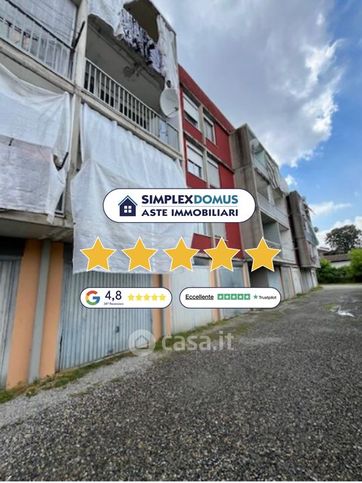 Appartamento in residenziale in Piazza Irigoyen
