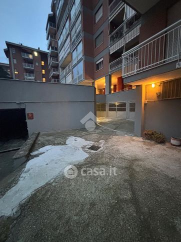 Box/posto auto in residenziale in Via Germania 8