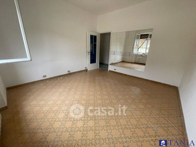 Appartamento in residenziale in Via Carriona 23