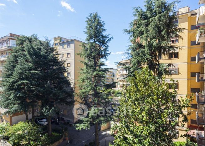 Appartamento in residenziale in Viale delle Mimose 1