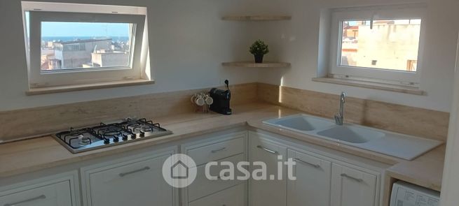 Appartamento in residenziale in Via Dante Alighieri