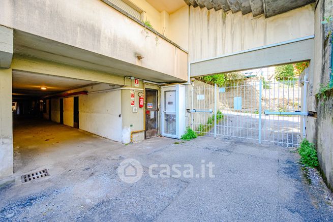 Garage/posto auto in residenziale in Via dello Specchio