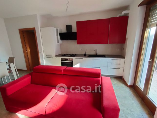 Appartamento in residenziale in Viale Milano 31
