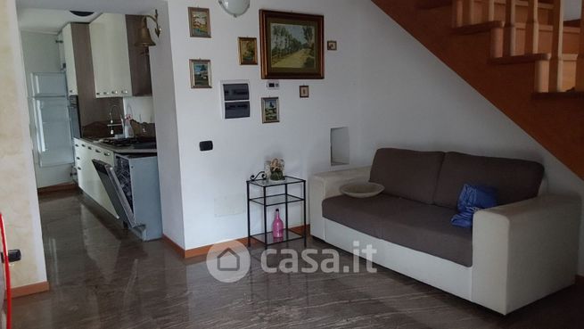 Casa indipendente in residenziale in Borgo Sforzacosta