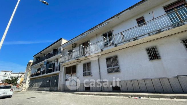 Appartamento in residenziale in Via Genova 69