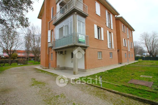 Appartamento in residenziale in Via R. Corso 19