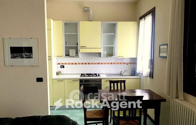 Appartamento in residenziale in Via Abetone Inferiore
