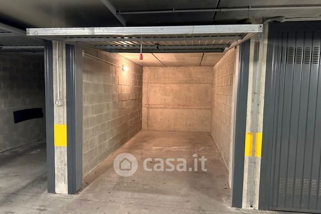 Garage/posto auto in residenziale in Via Amatore Sciesa