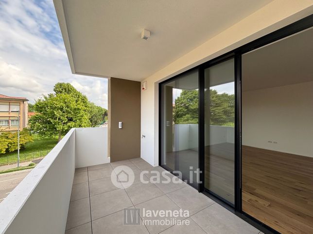 Appartamento in residenziale in Via Nazario Sauro 56