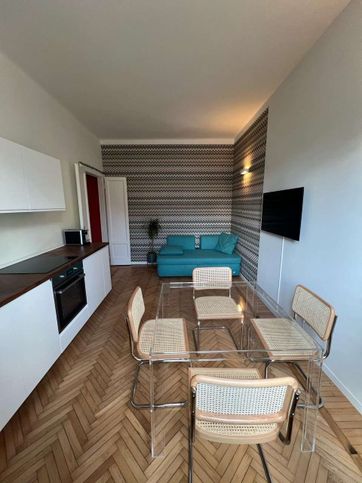 Appartamento in residenziale in Via Giambellino 52