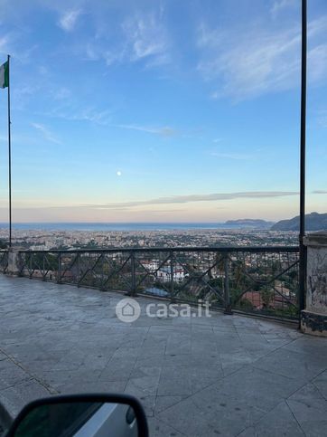 Appartamento in residenziale in Via B. Manfredi 41