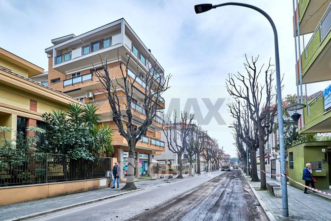 Appartamento in residenziale in Viale Nettuno 13