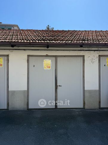 Box/posto auto in residenziale in Via Antonio Pacinotti 4 a