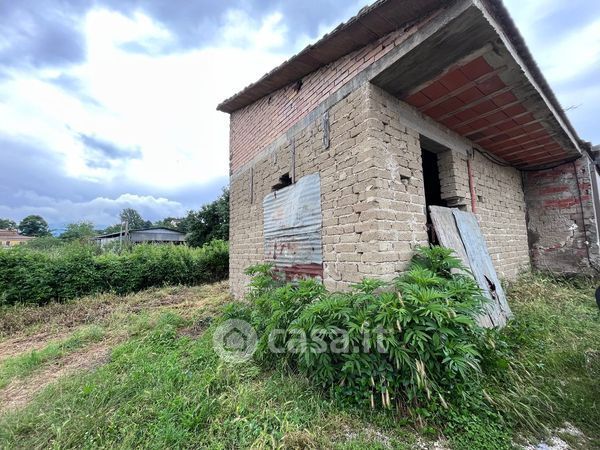 Rustico/casale in residenziale in Contrada Maiotini