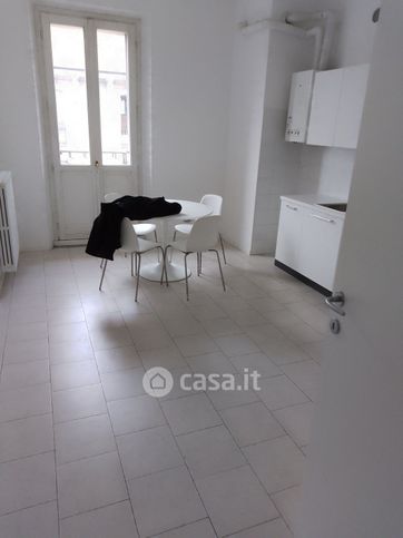 Appartamento in residenziale in Viale Regina Giovanna