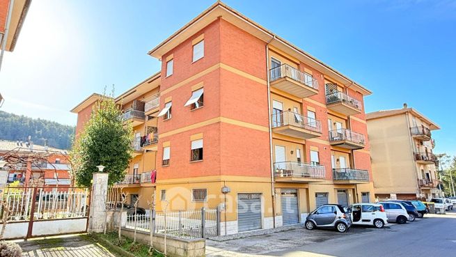 Appartamento in residenziale in Via delle Acque 12