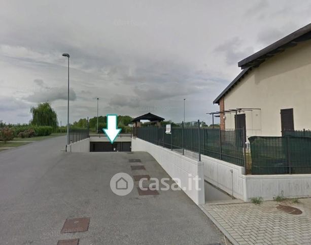 Garage/posto auto in residenziale in Strada Falcettini