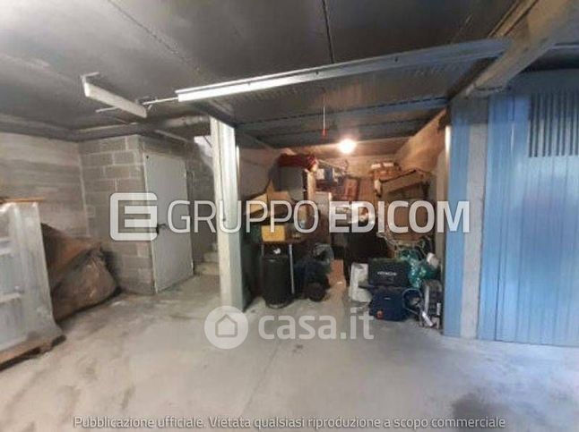 Box/posto auto in residenziale in Via Roma