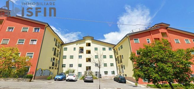 Appartamento in residenziale in Via Giulio Cesare 85