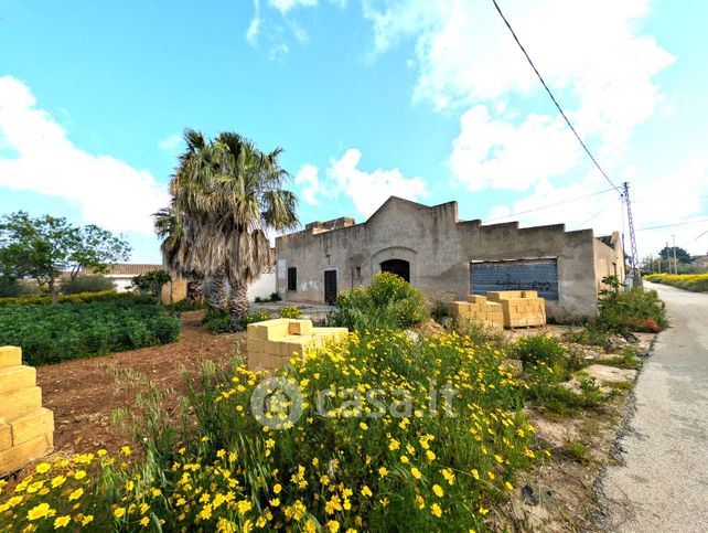 Rustico/casale in residenziale in Contrada Torrelunga Puleo