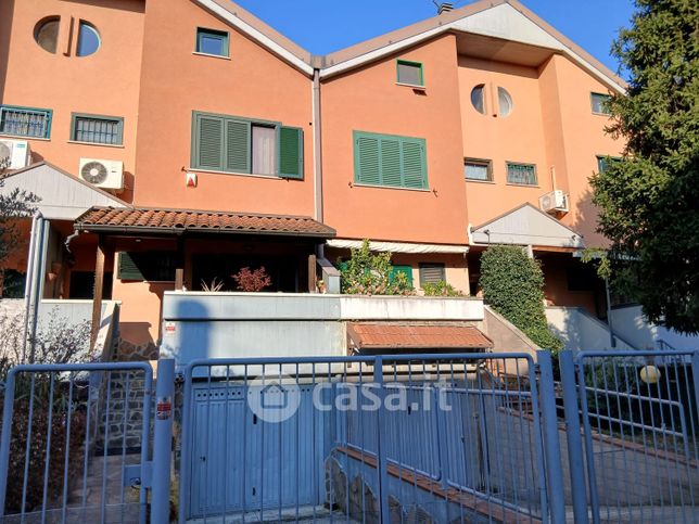 Villetta a schiera in residenziale in Via Gandhi 6