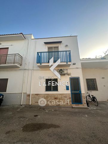 Casa indipendente in residenziale in Via Gallipoli 1 -21