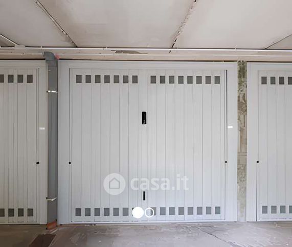 Box/posto auto in residenziale in Via Pietro Nenni 3 /D