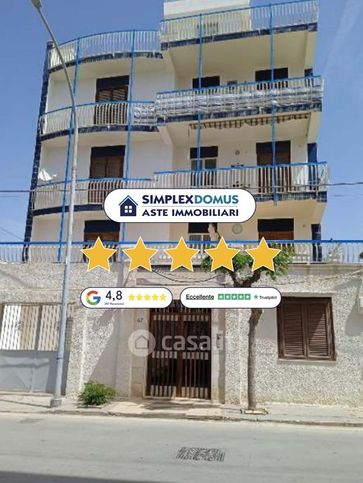 Appartamento in residenziale in Viale Val di Mazara