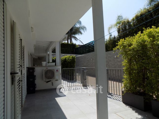 Appartamento in residenziale in Via Eurialo