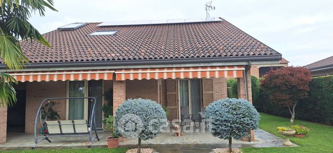 Villa in residenziale in Via Antonio Gramsci