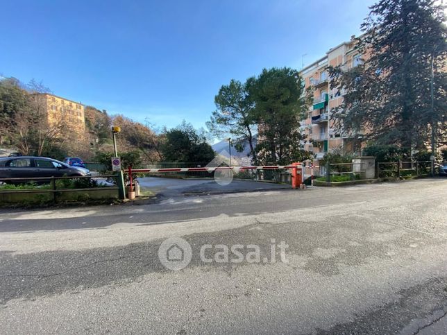 Garage/posto auto in residenziale in Via delle Ginestre