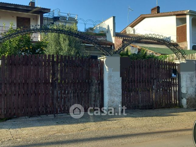 Casa indipendente in residenziale in Via dei Mughetti