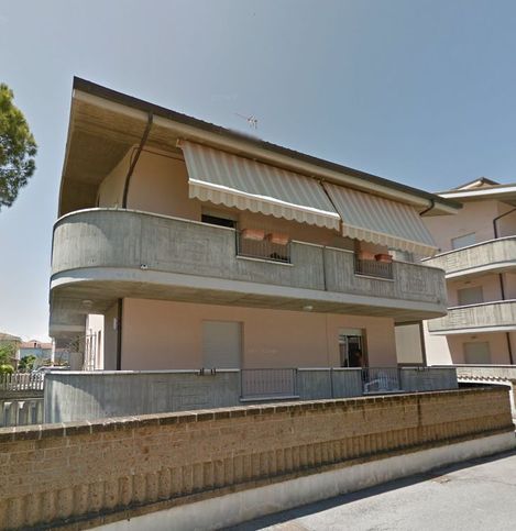 Appartamento in residenziale in Via Tordino 5