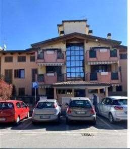 Appartamento in residenziale in Via Eugenio Montale 5