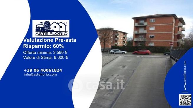 Box/posto auto in residenziale in Via Leone Pancaldo 50